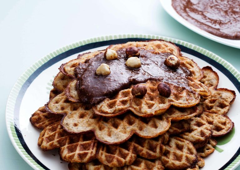 Ketogenic chocolate dessert